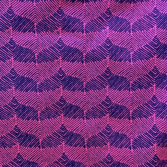 Vineyard Vines Etched Whale Tail Performance Legging - Picture 3 of 10